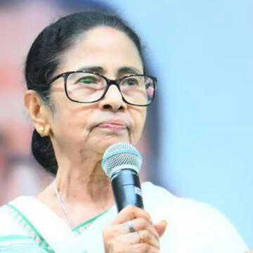 ममता बनर्जी के मंच पर आने से पहले खत्म करें भाषण : पार्टी सुप्रीमो ने क्यों दिया यह सख्त निर्देश?
