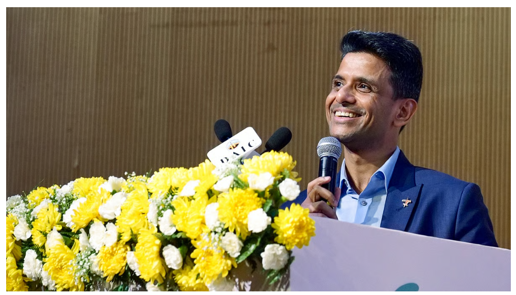 अंतरिक्ष स्टेशन से अंतरिक्ष यात्री शुभांशु शुक्ला ने प्रधानमंत्री से हिंदी में क्या कहा था?