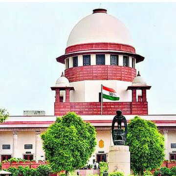 सेवानिवृत्ति से ठीक पहले कुछ न्यायाधीशों द्वारा ‘छक्का मारने जैसे फैसले’ देने की प्रवृत्ति को सुप्रीम कोर्ट ने ‘दुर्भाग्यजनक’ बताया