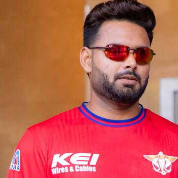 ऋषभ पंत पर बीसीसीआई का बड़ा एक्शन, IPL में स्लो ओवर रेट के कारण लगा भारी जुर्माना