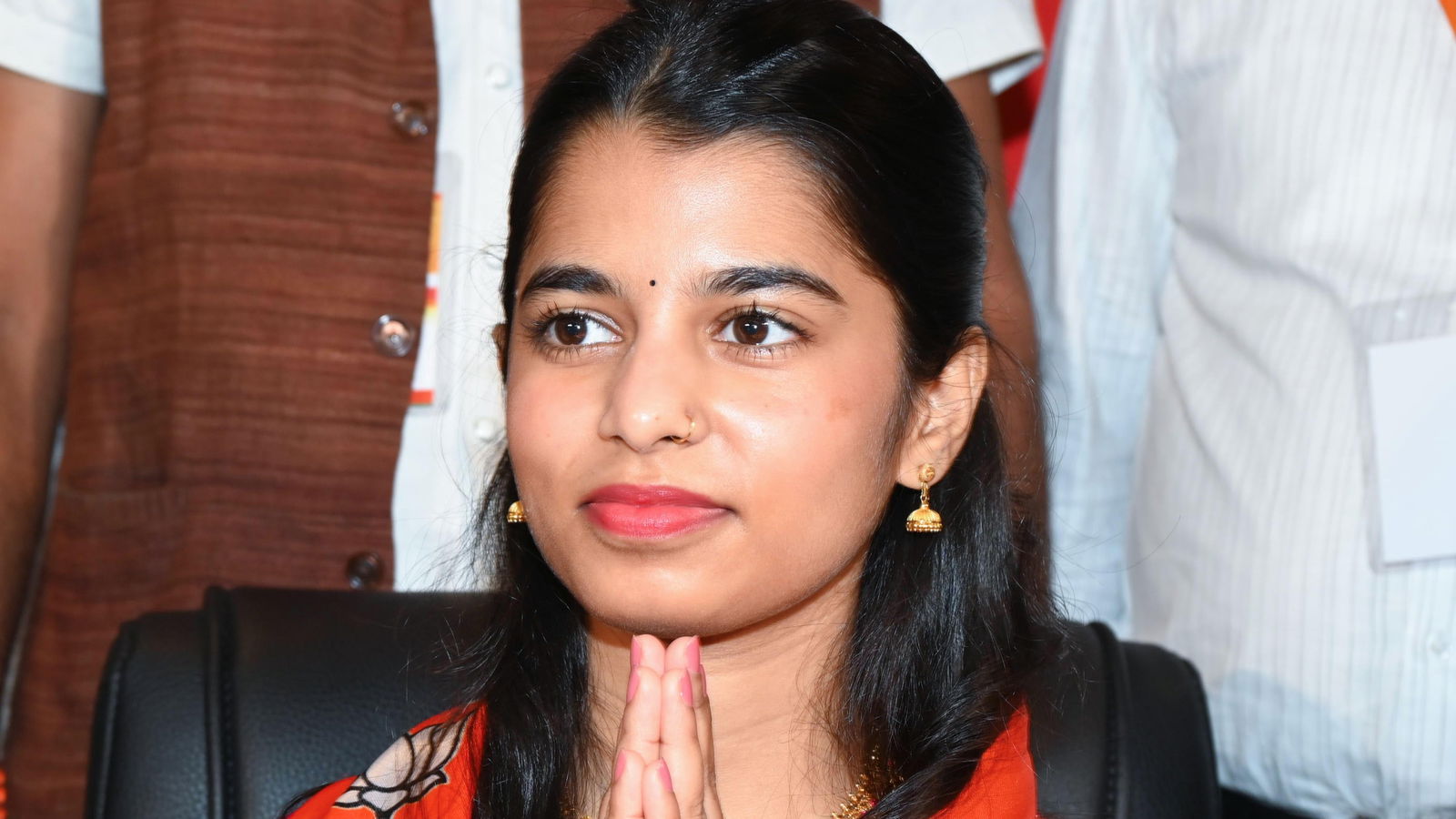 भाजपा प्रत्याशियों की दूसरी सूची में मैथिली ठाकुर भी, पैराशूट एंट्री के विरोध के बीच अलीनगर से लड़ेंगी चुनाव