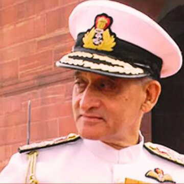 सेवानिवृत्त एडमिरल अरुण प्रकाश को मतदाता विवरणों की कमी को लेकर SIR नोटिस