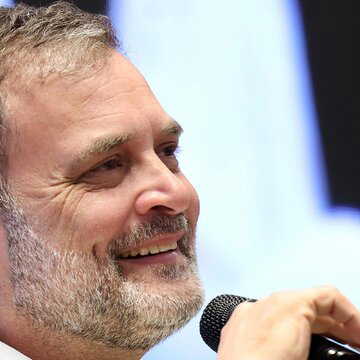 केरल विधानसभा चुनाव से पहले राहुल गांधी ने 5 कल्याणकारी गारंटियों की घोषणा की