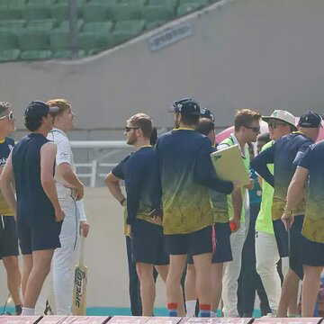 भूकंप के कारण रुका बांग्लादेश–आयरलैंड टेस्ट