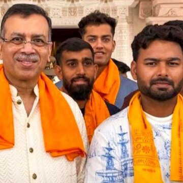 आईपीएल से पहले रामलला की शरण में ऋषभ पंत, संजीव गोयनका के साथ LSG के खिलाड़ियों ने किए दर्शन