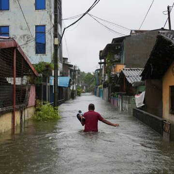 श्रीलंका में ‘दितवाह’ चक्रवात से तबाही, 100 से अधिक मृत, भारत ने सहायता भेजी