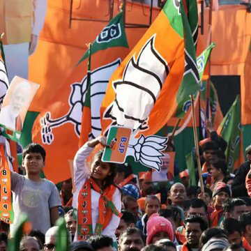 शहरी वोट अपनी ओर खींचने के लिए पूरे महीने ‘कमल’ का सेमिनार अभियान