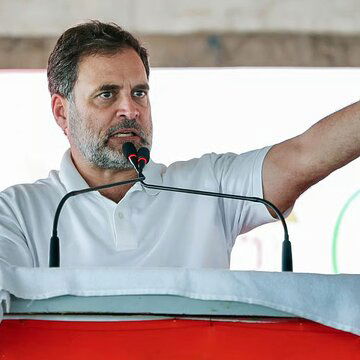 बिहार के नतीजे ‘चौंकाने वाले’, चुनाव ‘पारदर्शी’ नहीं था — राहुल का दावा