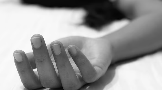 नर्सिंगहोम में अपेंडिक्स का ऑपरेशन के बाद छात्रा की मौत, इलाज में लापरवाही का आरोप