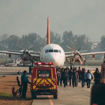 काठमांडू एयरपोर्ट पर टर्किश एयरलाइंस के विमान में लैंडिंग के दौरान लगी आग, सभी 278 यात्री सुरक्षित निकाले गए