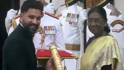 रोहित शर्मा को मिला पद्म श्री सम्मान, भारतीय क्रिकेट में ऐतिहासिक योगदान का सम्मान