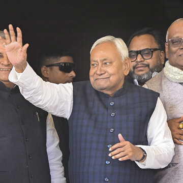 वर्ल्ड बुक ऑफ रिकॉर्ड्स में दर्ज हुआ नीतीश कुमार का ‘10 बार CM बनने’ का रिकॉर्ड