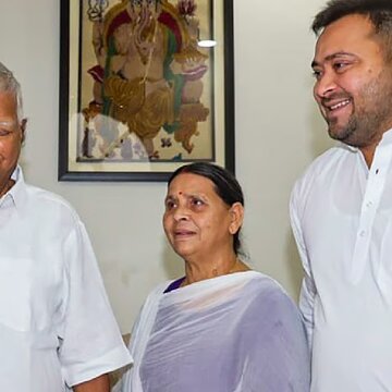 क्या है यह IRCTC घोटाला जिसमें घिरता चला गया लालू का कुनबा?