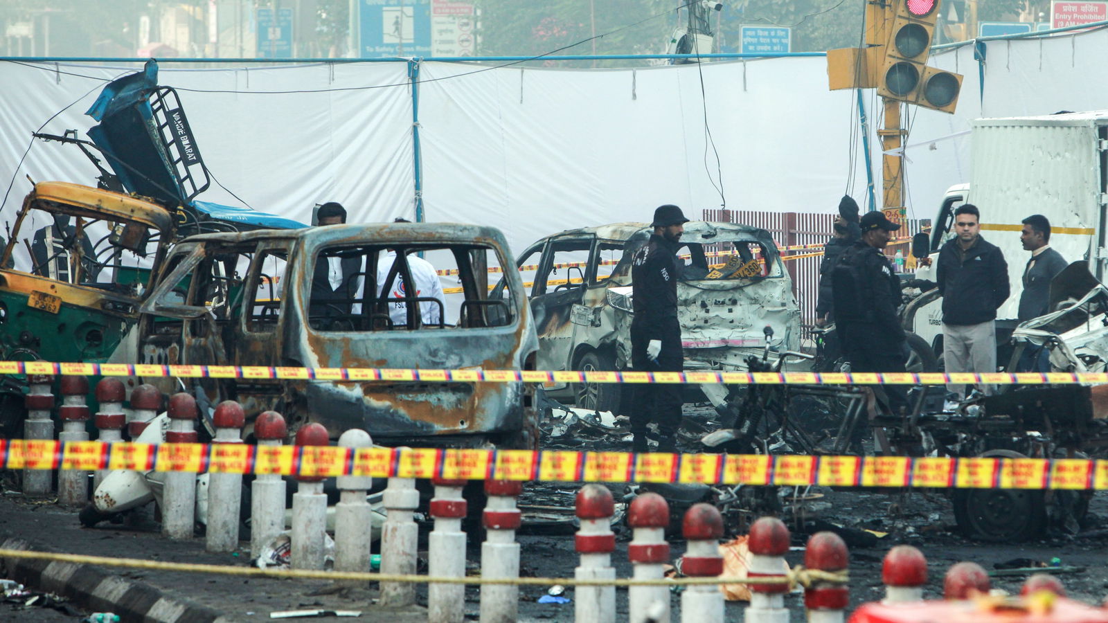 दिल्ली के लाल क़िले के पास हुए विस्फोट मामले में केन्द्र सरकार पर विपक्ष हमलावर