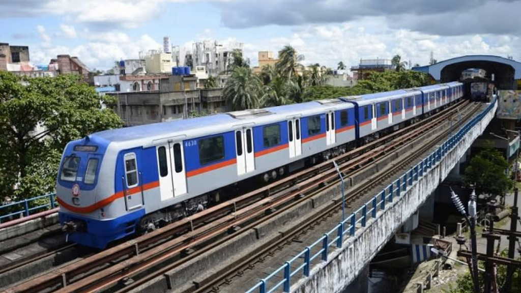 परीक्षा के लिए विशेष प्रबंध, रविवार को ब्लू और ग्रीन लाइन में अतिरिक्त मेट्रो