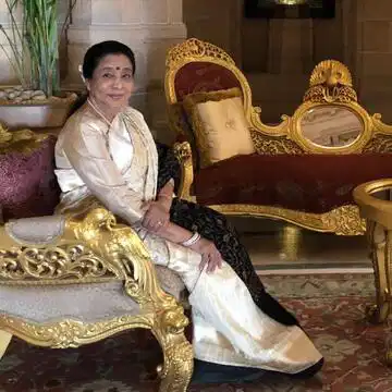 आशा भोसले के निधन की खबरें दिखाने पर पाकिस्तान सरकार ने अपने ही टीवी चैनल को थमाया नोटिस, जानिए क्यों