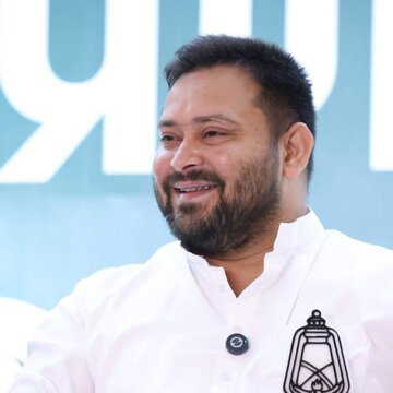 बिहार विधानसभा में ‘महागठबंधन’ के नेता चुने गए तेजस्वी यादव