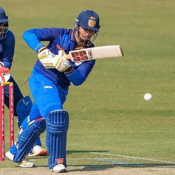 वैभव सूर्यवंशी हुए फेल, तो पूरी टीम का हो गया खेल, एमपी से हारी बिहार