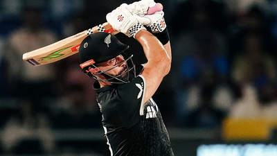 मिचेल-यंग की जोड़ी ने भारत को हराया, न्यूजीलैंड ने सीरीज में की बराबरी