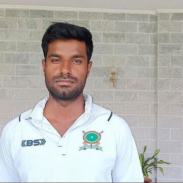 6 गेंदों में 6 छक्के, 11 गेंदों में हाफ सेंचुरी, मेघालय के आकाश का विश्व रिकॉर्ड