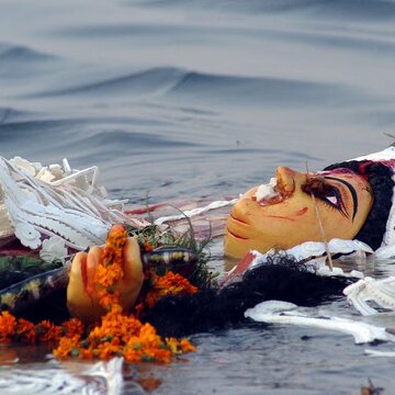 दुर्गा प्रतिमाओं के विसर्जन के लिए QR कोड युक्त पास बनवाना अनिवार्य