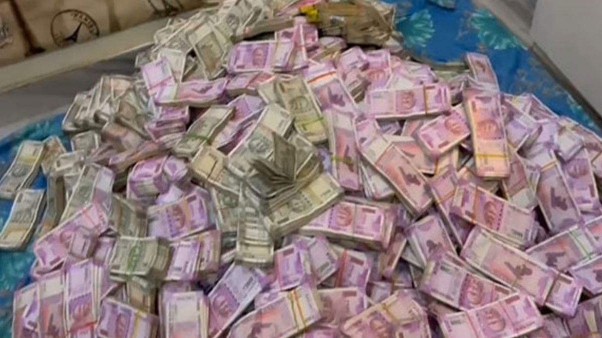 ईडी के छापे में तारातल्ला के व्यापारी के घर से भारी रकम बरामद, खोज जारी