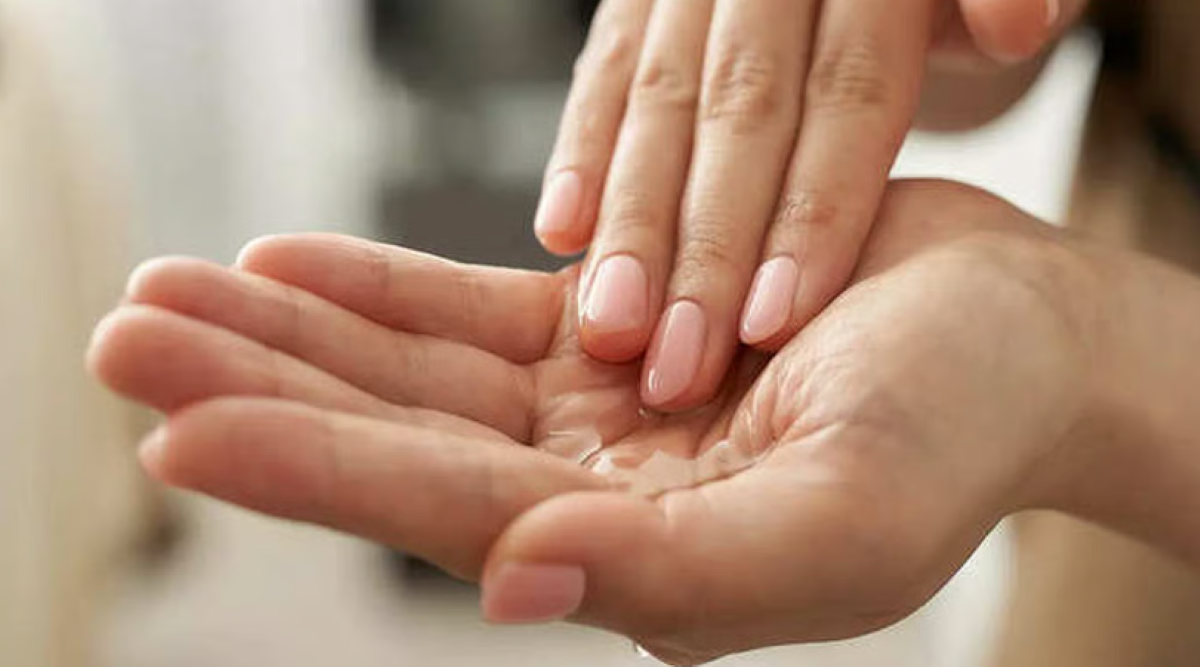 हैंड केयर सीक्रेट्स : हाथों को कोमल और मुलायम बनाएं सिर्फ कुछ मिनटों में