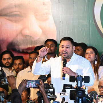 ‘धृतराष्ट्र’ बयान पर तेजस्वी का हमला, विधानसभा और सोशल मीडिया पर सियासी बवाल