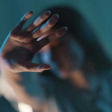 "शारीरिक संबंध और धर्मांतरण के लिए मजबूर करता था बाप", नाबालिग ने ताऊ को बताई पिता की करतूत