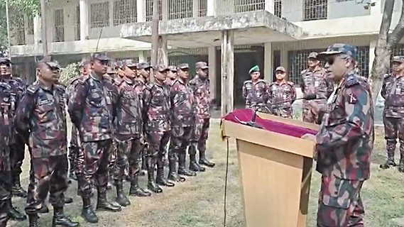 बांग्लादेश में आज हो रहा है मतदान, सत्ता के लिए 51 पार्टियां मैदान में