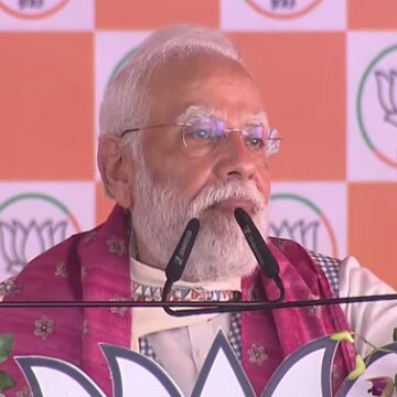 मोदी का आरजेडी-कांग्रेस के कलह पर निशाना, कहा-'चुनाव के बाद वे एक-दूसरे के बाल नोचेंगे’