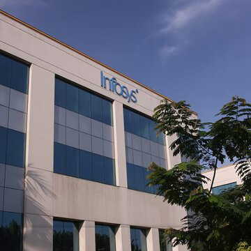 Infosys ने ऑप्टिमम हेल्थकेयर आईटी और स्ट्रैटस का अधिग्रहण किया, ₹5,260 करोड़ की डील