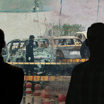 Red Fort Blast: हरियाणा की अल-फलाह यूनिवर्सिटी के दो डॉक्टर समेत तीन हिरासत में, विश्वविद्यालय पर दो FIR दर्ज