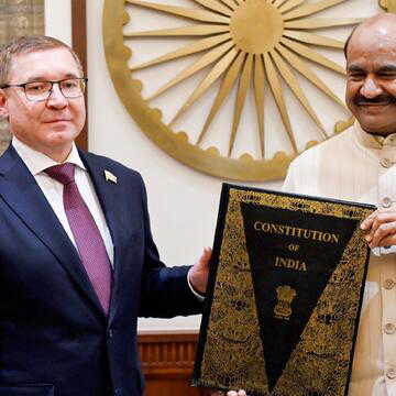 भारत-रूस संसदीय संबंधों को नयी मजबूती: बिरला और याकुशेव की मुलाकात से सहयोग को नया आयाम