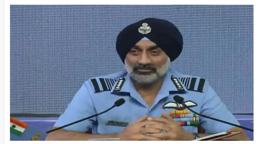 '300 किमी अंदर घुसकर हमला... F16 सहित 5 पाक युद्धक विमान नष्ट', वायुसेना प्रमुख ने फिर की ऑपरेशन सिंदूर की प्रशंसा