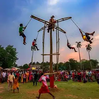 बांग्ला नववर्ष के एक दिन पहले ग्रामीण बंगाल में चड़क उत्सव, जानिए चड़क पूजा का महत्व