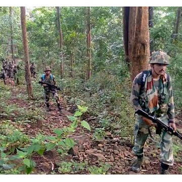 10 लाख के इनामी माओवादी नेता को सुरक्षा बलों ने मार गिराया