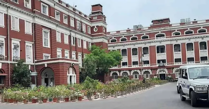 विधानसभा चुनाव के लिए उपयोग में लाए जाएंगे कॉलेज परिसर! लालबाजार ने शुरू की तैयारी