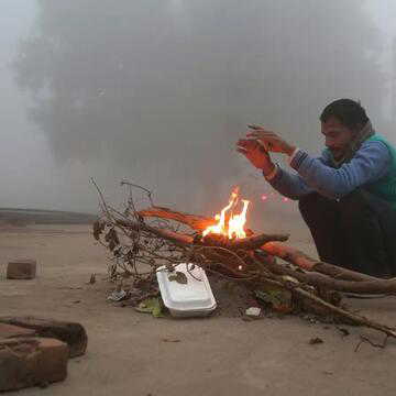 क्रिसमस की सुबह कोलकाता में लुढ़का पारा- 14 डिग्री से नीचे पहुंचा तापमान लेकिन...