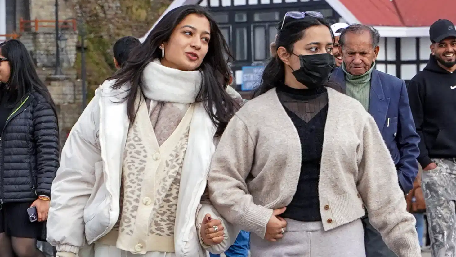 जाते-जाते बंगाल में ठंड ने लिया 'U' टर्न, तापमान फिर से पहुंच सकता है 14 डिग्री पर