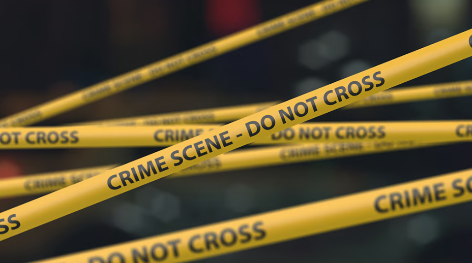 दरवाजा बंद करके पत्नी को पीट-पीट कर मार डाला, चिल्लाने की आवाज सुनकर पड़ोसी दौड़े आए