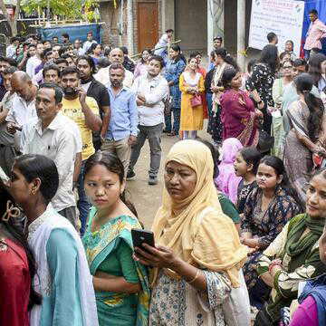 Assam Elections: असम में रिकॉर्ड 84.42% मतदान, लोकतंत्र में दिखा उत्साह