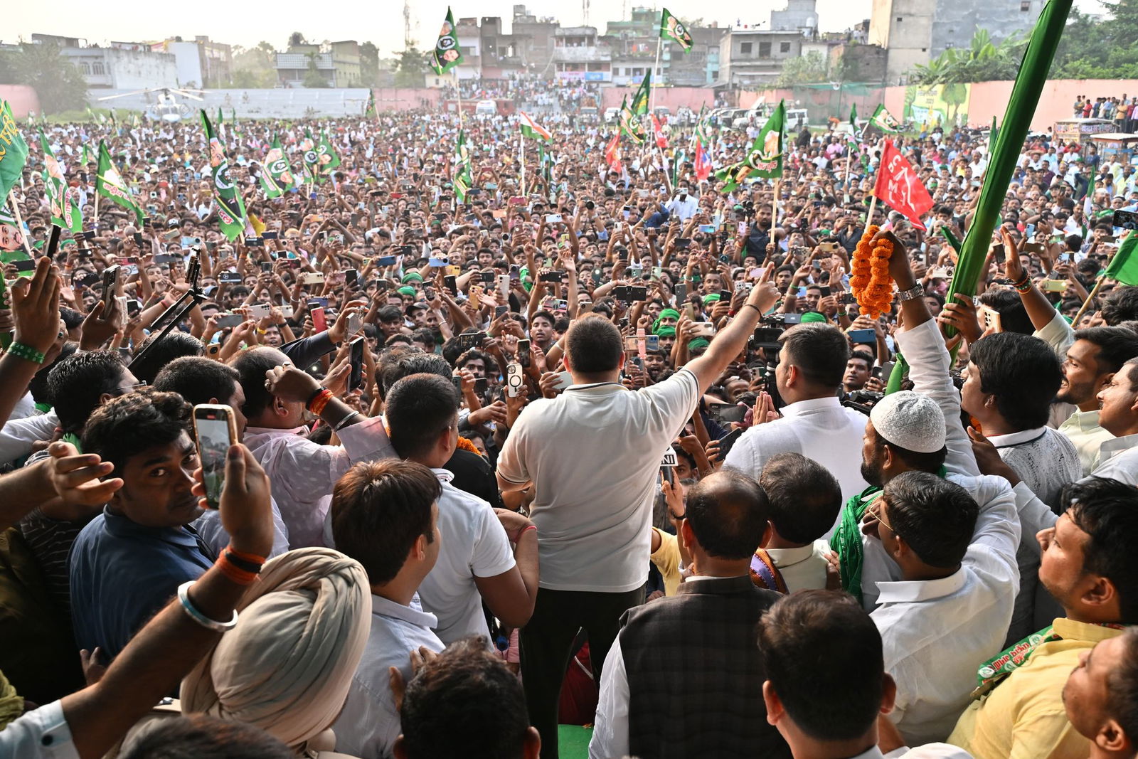 पहले चरण का प्रचार आज थमेगा, 6 नवंबर को 18 जिलों की 121 सीटों पर मतदान