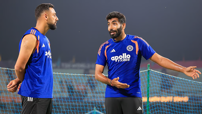 इंडिया vs इंग्लैंड T20 विश्वकप : अगर बारिश बनी विलेन तो किसे मिलेगा फाइनल का टिकट?