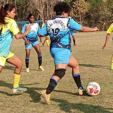 पूर्वी क्षेत्र अंतर-विश्वविद्यालय महिला फुटबॉल: अंक तालिका के लिए जोरदार जंग, एडमस शीर्ष पर