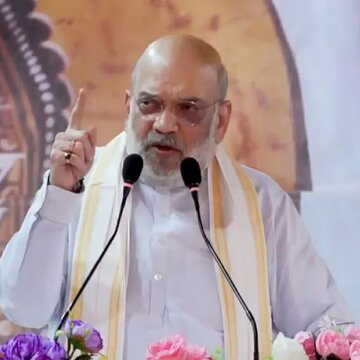 बंगाल से सिर्फ वोटर लिस्ट से नाम नहीं कटेगा, घुसपैठियों को चुन-चुनकर बाहर निकालेंगे… अमित शाह की हुंकार