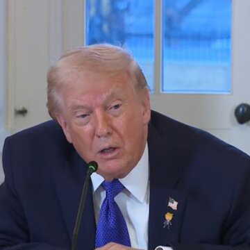 ट्रंप ने क्रेडिट कार्ड पर ब्याज दर 10% पर सीमित करने की घोषणा की