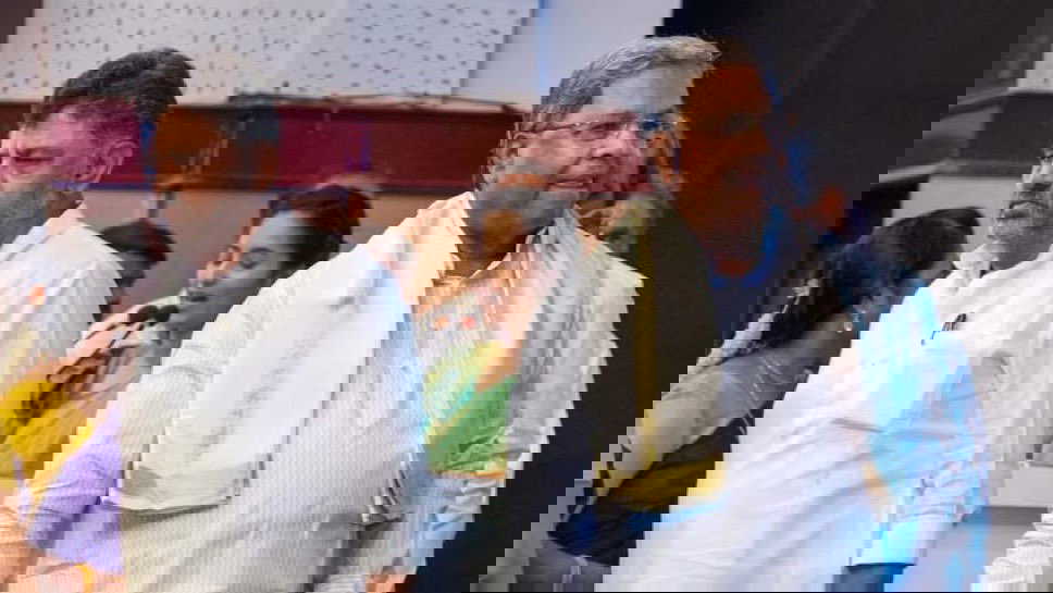 शिवकुमार ने कार्टियर घड़ी विवाद पर BJP नेता को करारा जवाब दिया