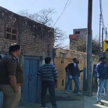 उज्जैन में एक नाबालिग को नग्न कर गांव में घुमाने का आरोप, 4 गिरफ्तार