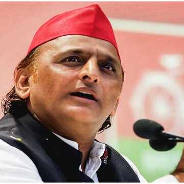 दीपोत्सव की अखिलेश की टिप्पणी पर विवाद, अखिलेश ने आखिर कहा क्या? भाजपा बरसी